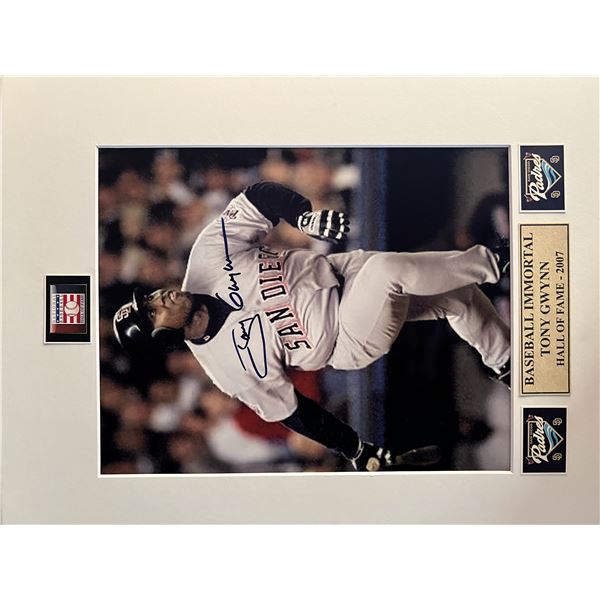 Tony Gwynn signed photo