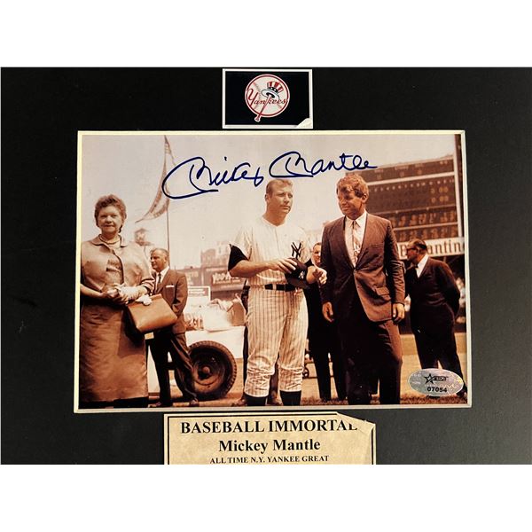 Mickey Mantle signed photo