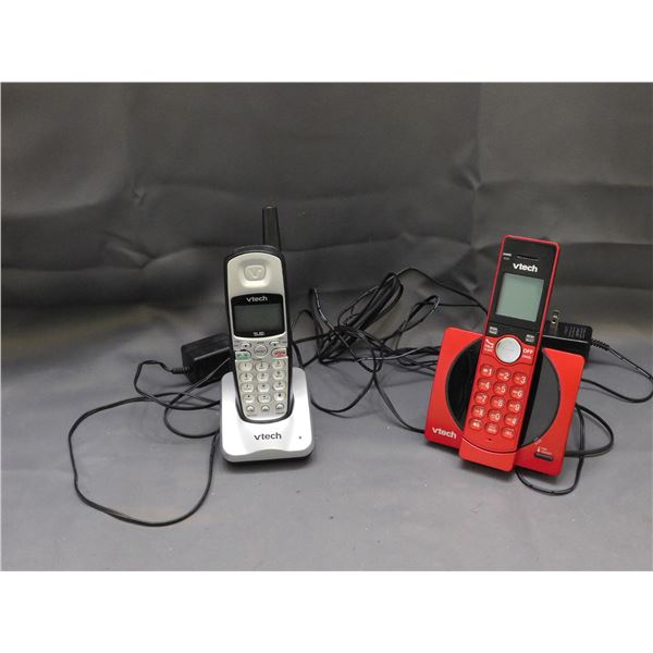 Lot of 2 VTech Wireless Phones w Charging Bases
