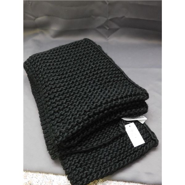 Call It Spring Chunky Knit Scarf New w Tags One Size