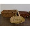 Image 1 : Lot of 3 Wicker Baskets, Picnic Baskets