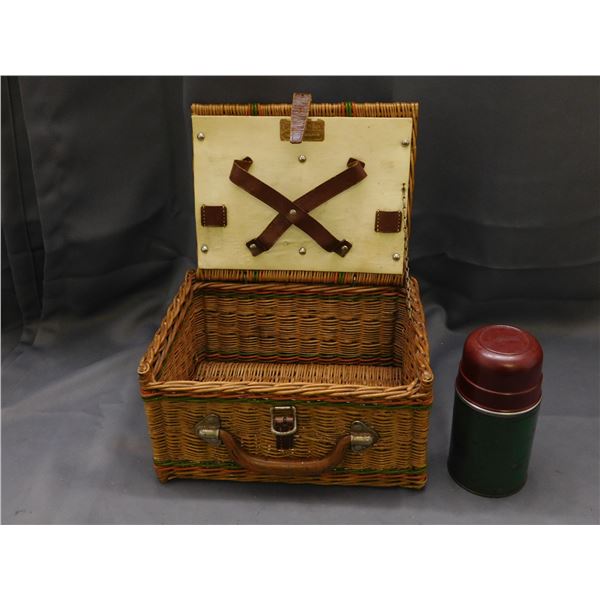 Coracle Small Picnic Basket, Hy-Lo Vacuum Bottle 7oz No 1 Aladdin Thermos