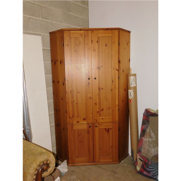 LARGE Wooden Corner Cabinet Entertainment Stand w  Knotty Pine