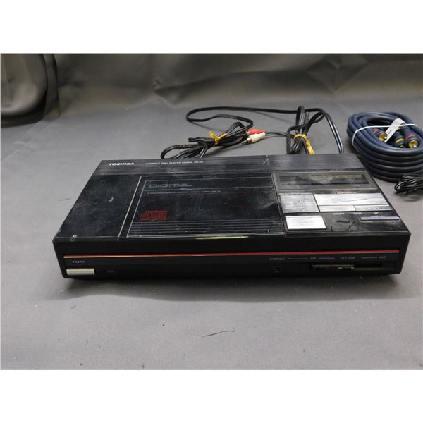 Toshiba CD Player Compact Disk Player XR-J9, Extra Pieces