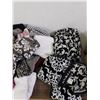 Image 2 : Lot of Laundered Towels & Wash Cloths