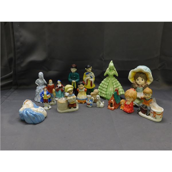 Lot of 18 Porcelain Figurines Lots Japan Victorian, Collingwood, Ornamental Trinket Figurines