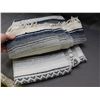 Image 2 : Mexican Knit Blanket Grey Monotone