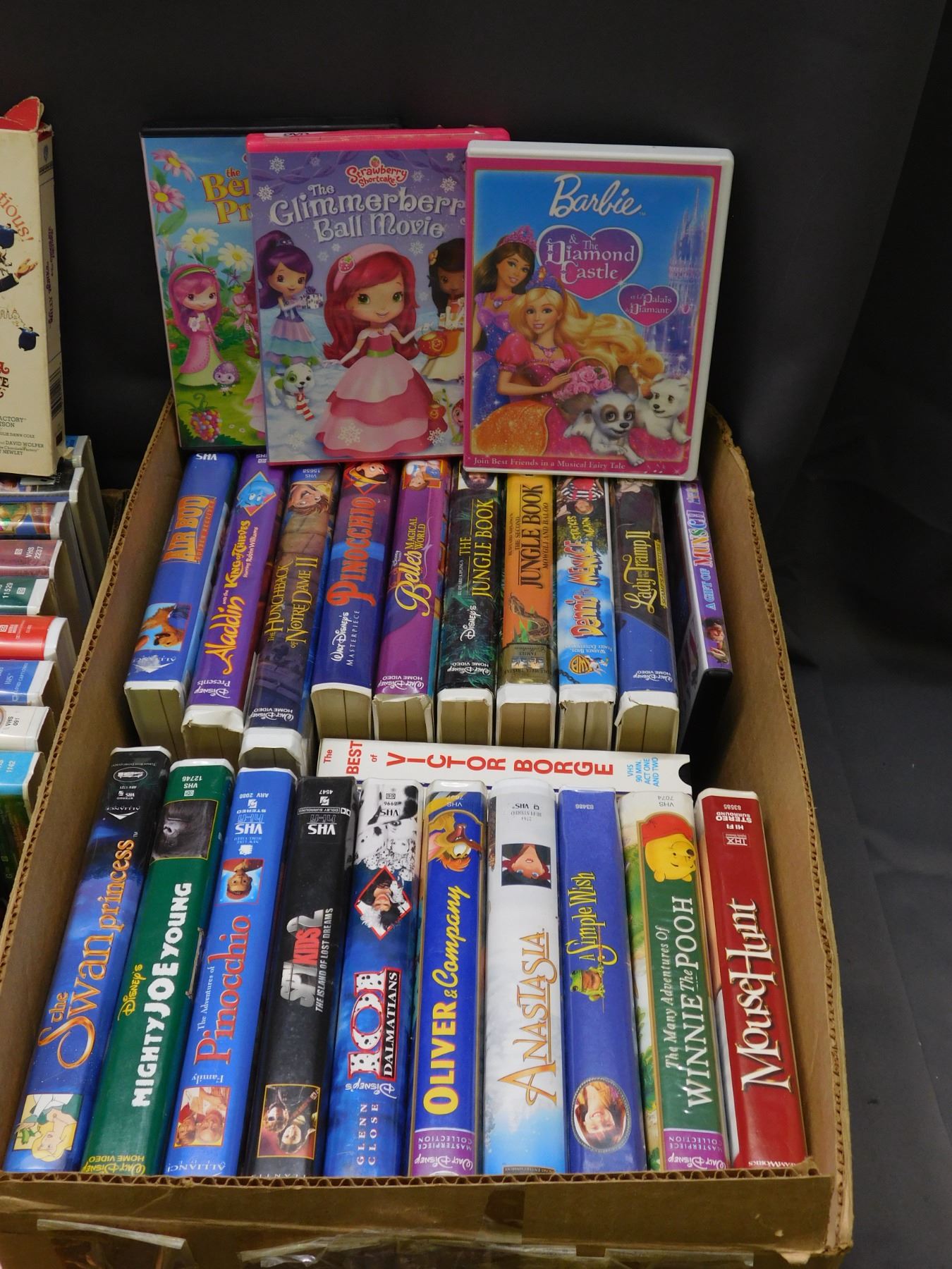 Lot of Disney Clamshell VHS Tapes Movies Kids Movies, Classics ...
