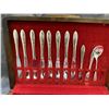 Image 3 : Deluxe Debonair Cutlery Set w Box