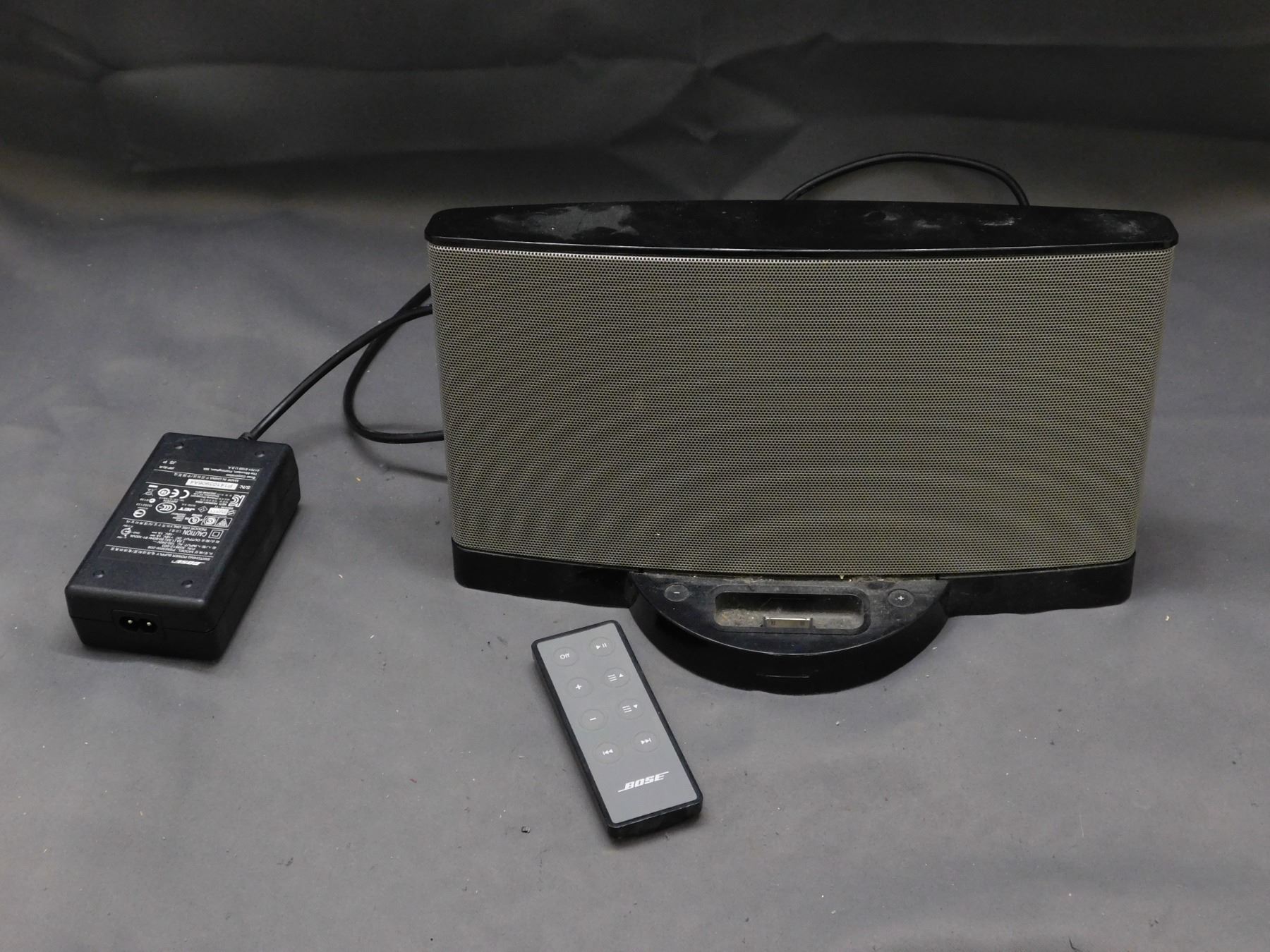 Bose ® SoundDock Série III Digital Music System (convient pour Apple iPod/ iPhone) Vert Bose ® SoundDock Série III Digital Music System (convient pour Apple iPod/ iPhone) Vert