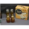 Image 2 : Lot of 9 Vintage Salt and Pepper Shakers Amber Glass, Boxed, Light Bulb, Etc
