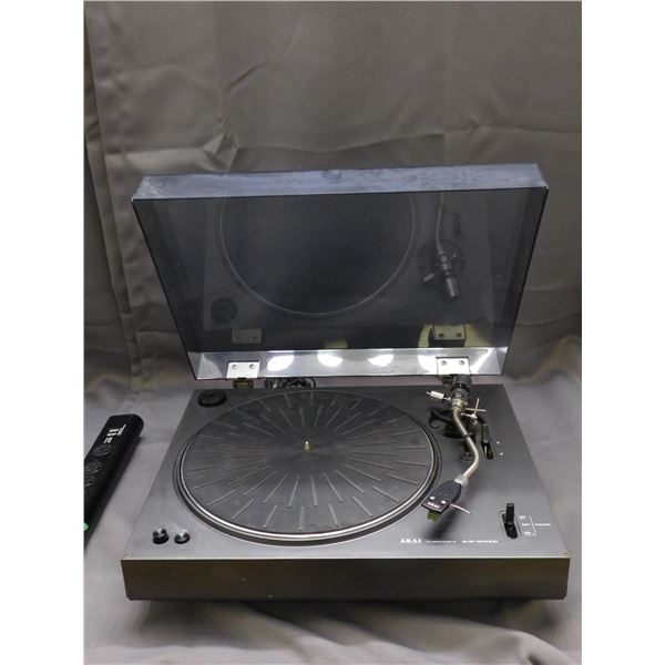 AKAI Turntable Record Player AP-001C