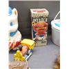 Image 7 : Lot of 8 Vintage Assorted Toys Knick Knacks Viewmaster, Drum, Toy Gun, Piggy Bank, Trouble, Etc