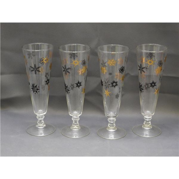Set of 4 MCM Vintage Tall Glasses Winter Snowflake Black and Gold Pattern
