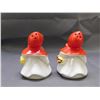 Image 2 : Pair of Little Red Riding Hood Salt and Pepper Shakers Ceramic