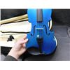 Image 7 : Cecilio Half Size Violin Electric Blue