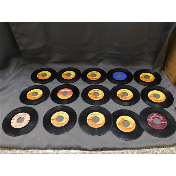 Lot of 15 45s Beatles, Rolling Stones, Beach Boys Records