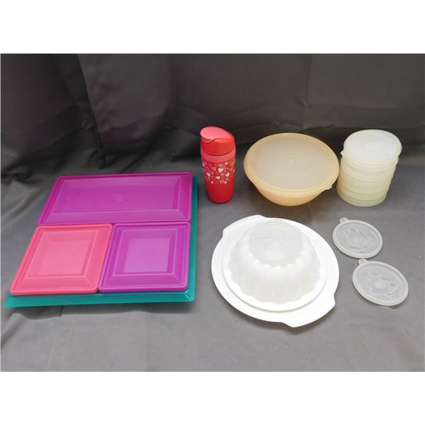 Lot of Vintage Tupperware Jelly Mold, Food Storage, Serving Platter, Etc