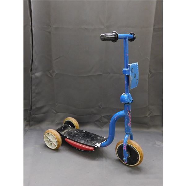 3-Wheel Blue Kids Scooter *as is*