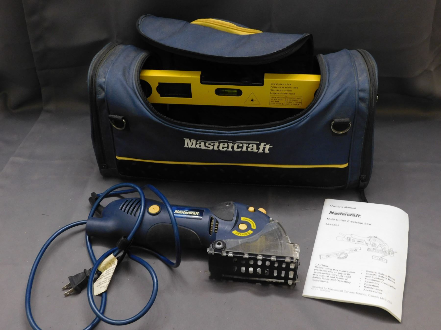 Mastercraft Multi Cutter Precision Saw w Bag & Level