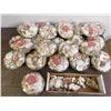 Image 1 : Lot of 25 Baskets of Assorted Sea Shells
