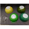 Image 3 : Lot of 4 Pyrex Mixing Bowls and Baking Dish w Lid 404 (2), 024, etc