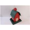 Image 4 : Barn Bird Feeder