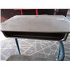 Image 4 : Childrens School Desk