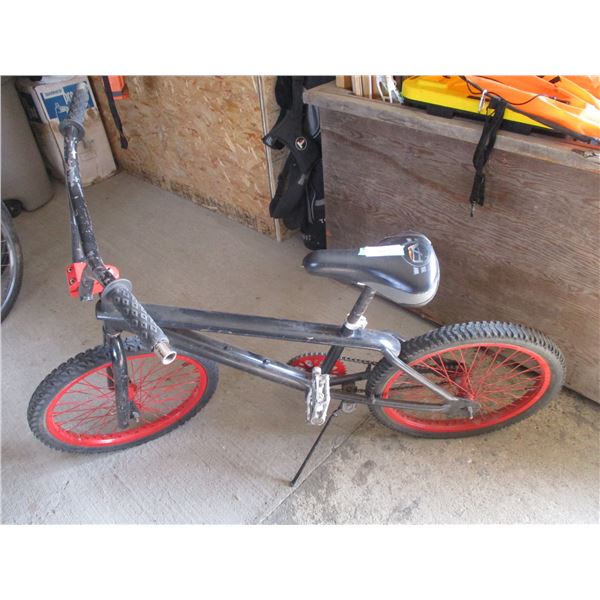 BMX Bicycle Unknown Brand(Re-Painted) Seat Damaged