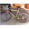 Image 1 : Mens Schwinn Mesa GSX Aluminum 24 Speed Mountain Bike, Front Shocks ( Paint Rough and Touched Up)