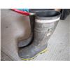 Image 2 : Dakota Composite Toe Winter Work Boots (Size 10.5 or 11)