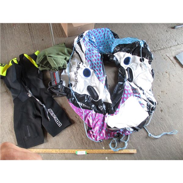 Sea-Doo Dry Suit (Ladies Size 7/8), Air Pump, Inflatable Tobin Sports Pool Lounge