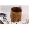 Image 3 : Lot: (2) Levels, Wood Carved Mug, Sand Timer, (3) Rulers, (8) Scissors, Misc.