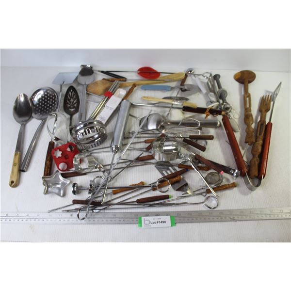 Large Assortment of Kitchenware