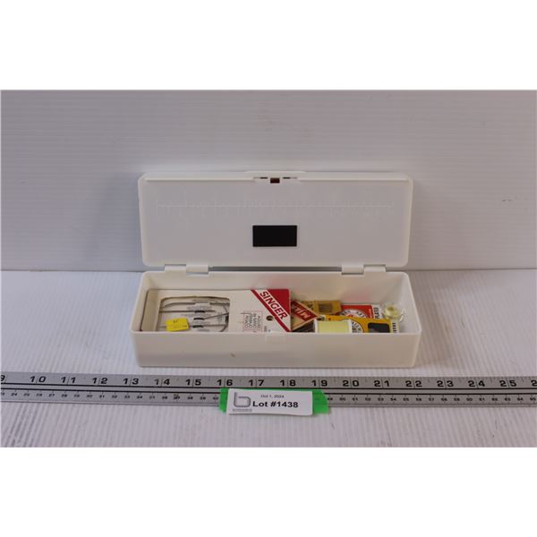 Stitcher's Mate w/Sewing Contents (Two Compartments)