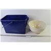 Image 1 : Stoneware Bowl #10 - Plastic Mop Pail