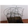 Image 4 : *Wire Garden Fence Sections - (25) Bamboo Garden Stakes