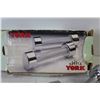 Image 2 : (2) York 3Lb. Chrome Dumbbells