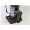 Image 3 : 12 Ton Bottle Jack (missing pump handle)