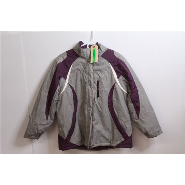 Athletics Works Ladies Jacket (Size 1X)