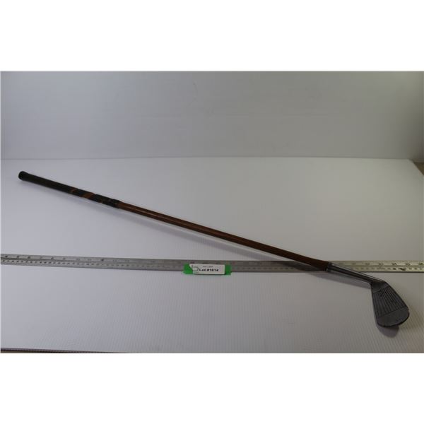 Vintage Wright & Ditson - Right Hand 5 Iron Golf Club w/Hickory Shaft