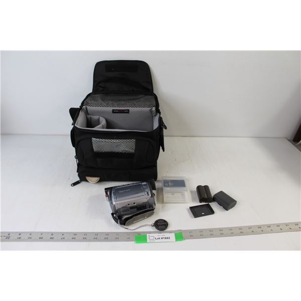 Canon Digital Video Cam Recorder NTSC ZR85 - Untested