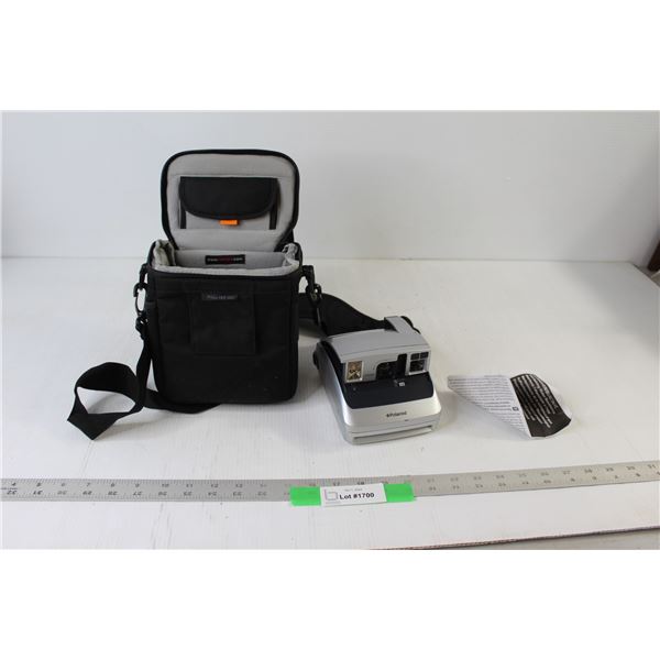 Polaroid Camera - Untested
