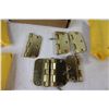 Image 2 : (18) Brass Hinges With Hardware
