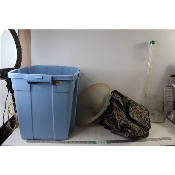 * Hanging Light Fixture - Untested, Bag, Glass Jar/Vase, Tote