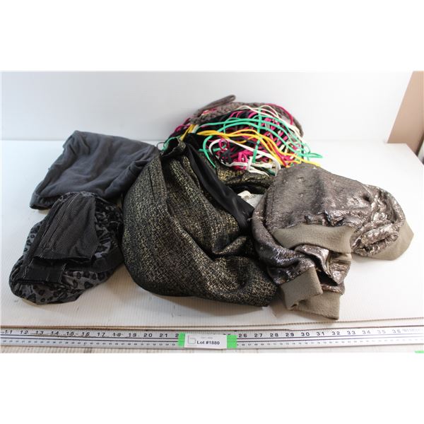 Guess Bomber - Size XS, Jackets, Laces, Coat and Sweatpants - Size S