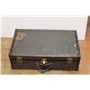 Image 2 : *Vintage Metal Suitcase 28'' x 9''