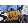 Image 5 : Wooden Mats, Pillow Cases, Bag and Assorted Items