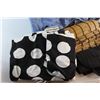 Image 7 : Wooden Mats, Pillow Cases, Bag and Assorted Items