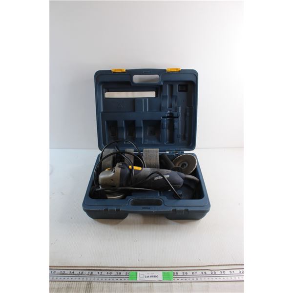 Mastercraft 4 1/2 Angle Grinder with Accessories and Box - Tested